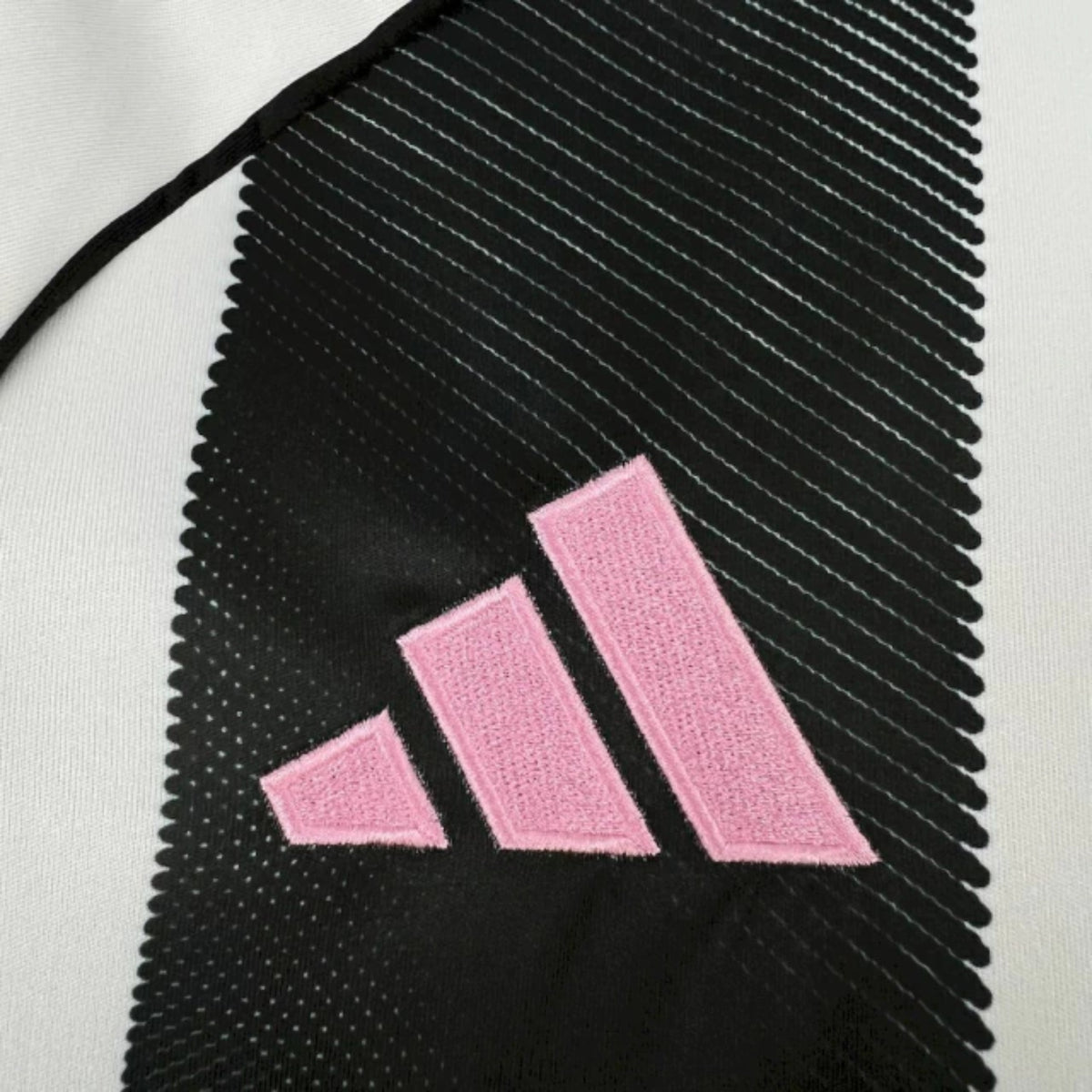 Camisola Principal Juventus 25/26