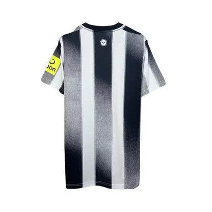 Camisola Principal Newcastle 25/26